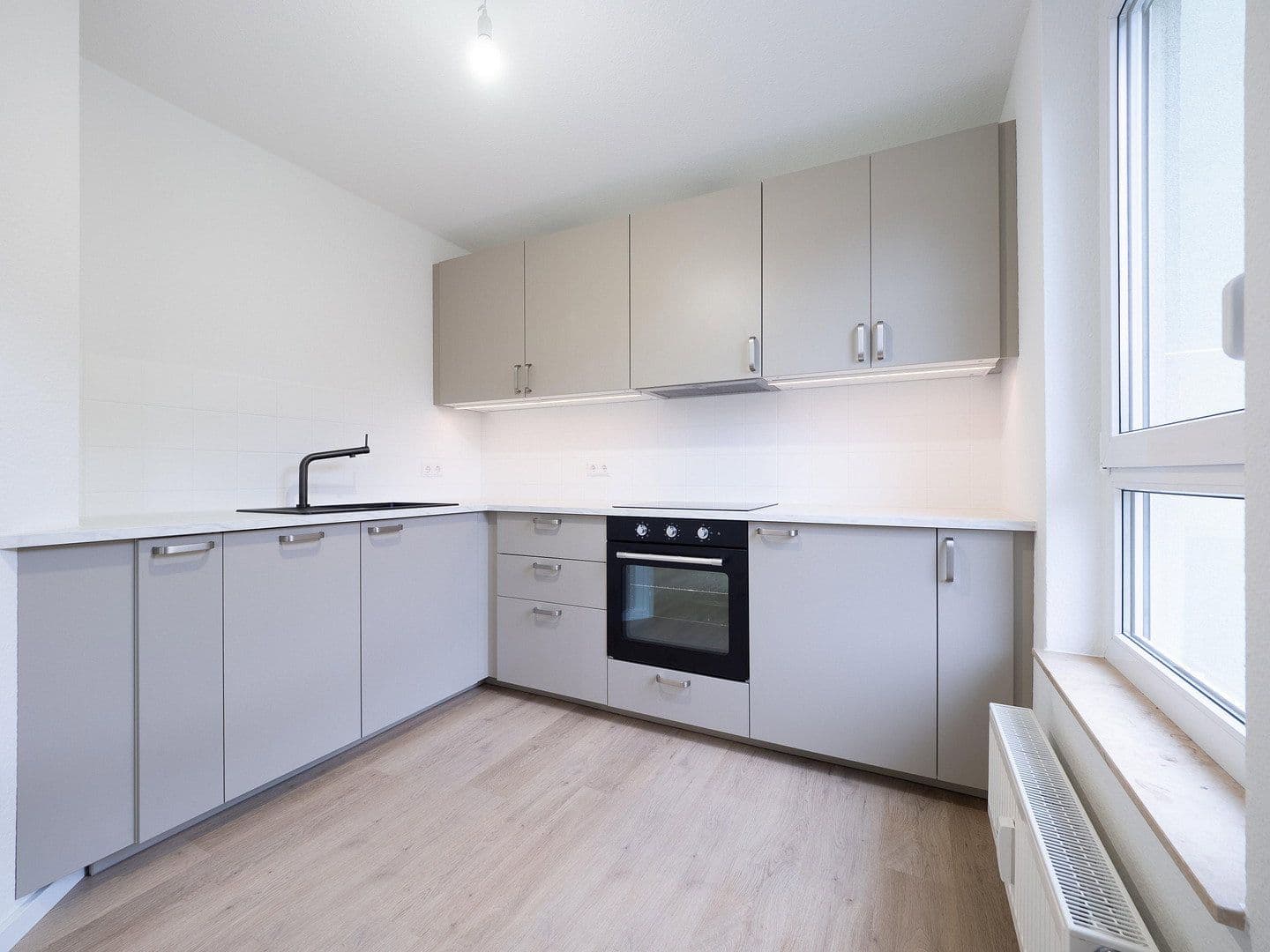 Prenájom bytu 1-izbový 45 m², Waldkirch, Bádensko-Wurttembersko Prenájom bytu 1-izbový 45 m², Waldkirch, Bádensko-Wurttembersko
