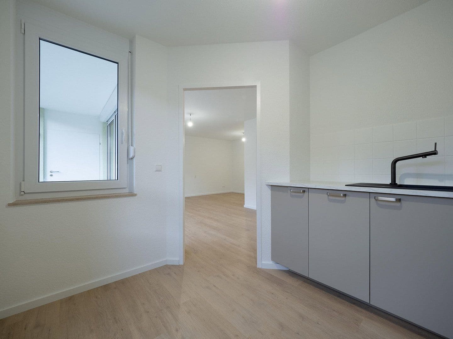 Prenájom bytu 1-izbový 45 m², Waldkirch, Bádensko-Wurttembersko Prenájom bytu 1-izbový 45 m², Waldkirch, Bádensko-Wurttembersko