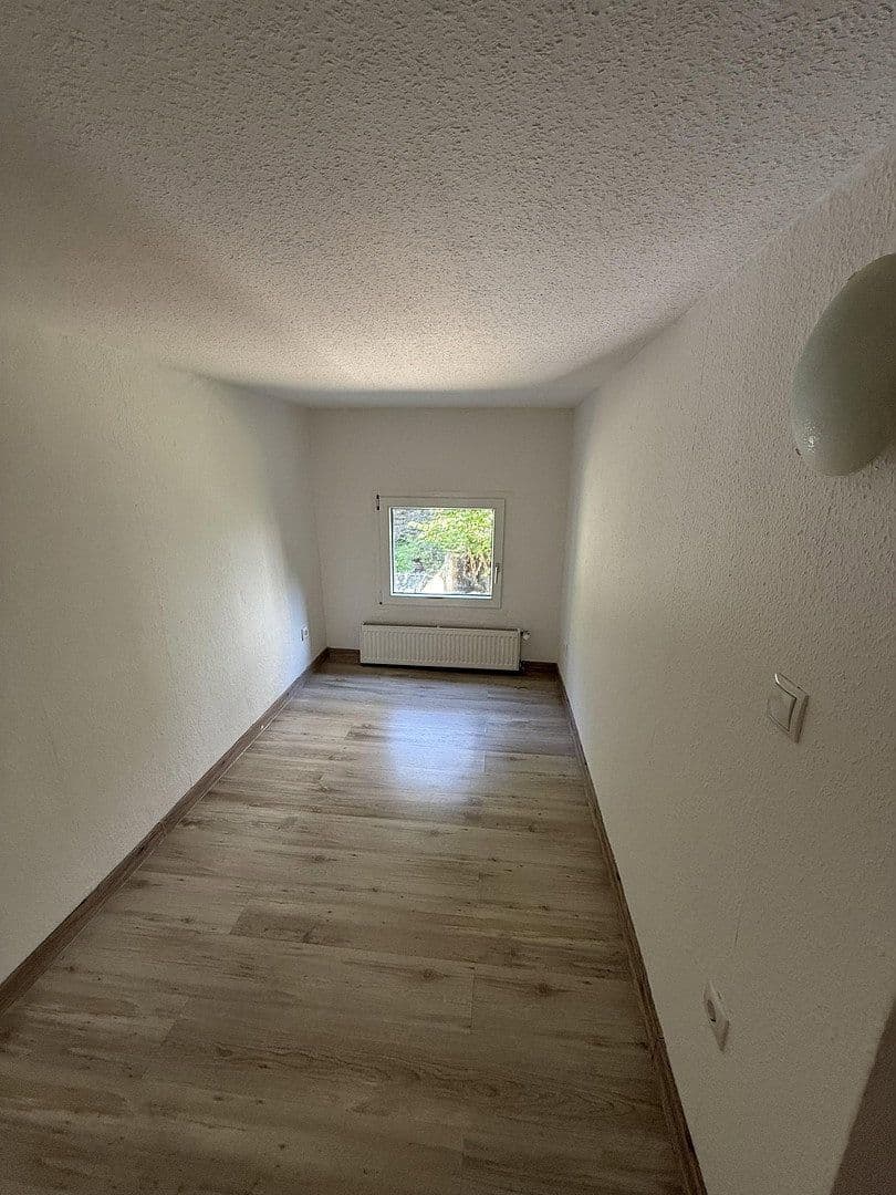 Prenájom bytu 2-izbový 49 m², Schwarzbach 82, Wuppertal, Severné Porýnie - Westfálsko Prenájom bytu 2-izbový 49 m², Schwarzbach 82, Wuppertal, Severné Porýnie - Westfálsko