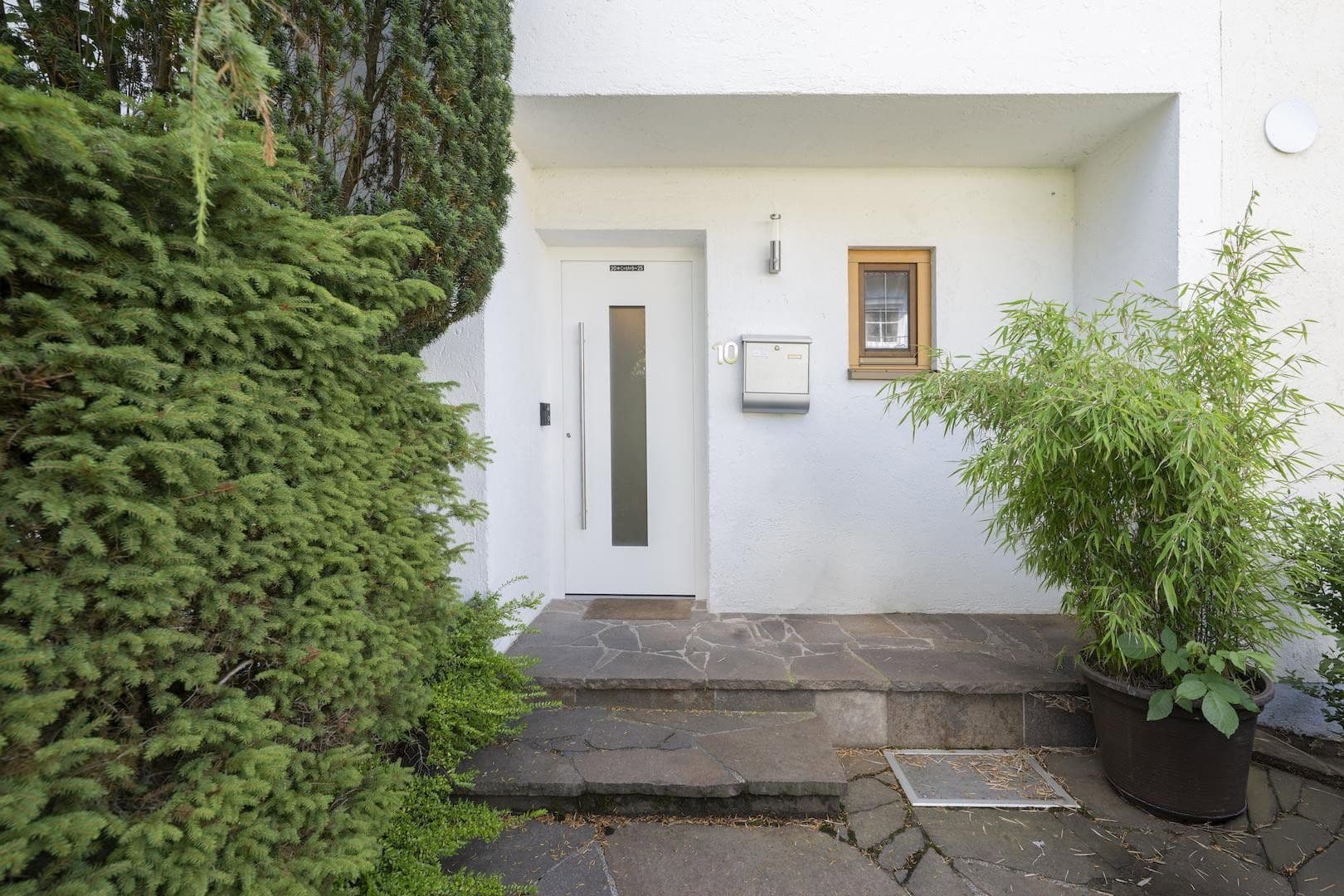 Predaj domu 150 m², pozemok 371 m², Vaterstetten, Bavorsko Predaj domu 150 m², pozemok 371 m², Vaterstetten, Bavorsko
