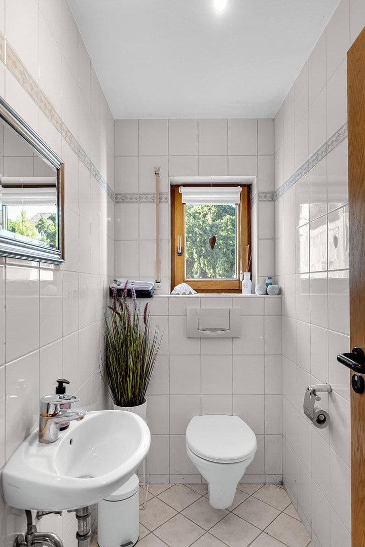 Predaj domu 223 m², pozemok 847 m², Crailsheim, Bádensko-Wurttembersko Predaj domu 223 m², pozemok 847 m², Crailsheim, Bádensko-Wurttembersko