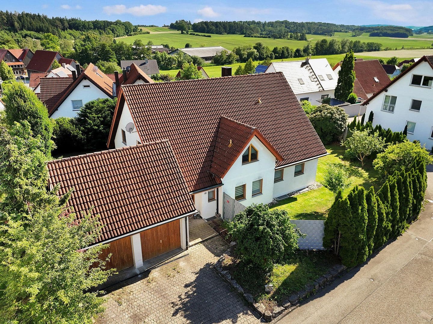 Predaj domu 223 m², pozemok 847 m², Crailsheim, Bádensko-Wurttembersko Predaj domu 223 m², pozemok 847 m², Crailsheim, Bádensko-Wurttembersko