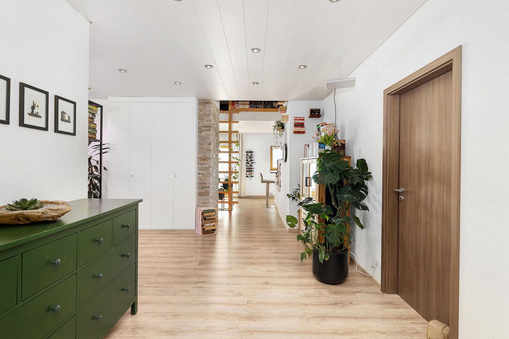 Predaj domu 223 m², pozemok 847 m², Crailsheim, Bádensko-Wurttembersko Predaj domu 223 m², pozemok 847 m², Crailsheim, Bádensko-Wurttembersko