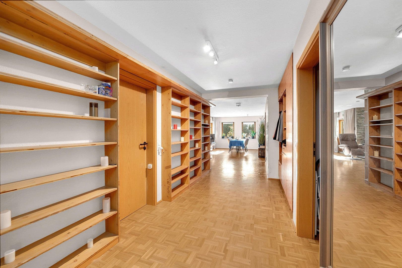 Predaj domu 223 m², pozemok 847 m², Crailsheim, Bádensko-Wurttembersko Predaj domu 223 m², pozemok 847 m², Crailsheim, Bádensko-Wurttembersko
