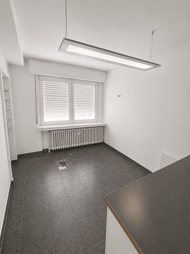 Prenájom kancelárie 134 m², Bonn, Severné Porýnie - Westfálsko Prenájom kancelárie 134 m², Bonn, Severné Porýnie - Westfálsko