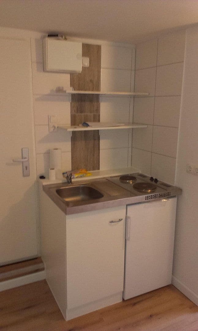 Prenájom bytu 1-izbový 12 m², Löhnhorster Straße, Bremen, Brémy Prenájom bytu 1-izbový 12 m², Löhnhorster Straße, Bremen, Brémy