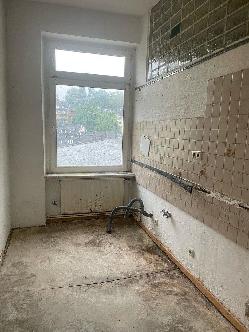 Prenájom bytu 3-izbový 88 m², Friedrichstr. 11a, Wuppertal, Severné Porýnie - Westfálsko Prenájom bytu 3-izbový 88 m², Friedrichstr. 11a, Wuppertal, Severné Porýnie - Westfálsko
