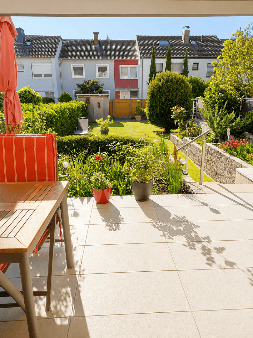Predaj domu 110 m², pozemok 280 m², Frankenthal, Porýnie-Falcko Predaj domu 110 m², pozemok 280 m², Frankenthal, Porýnie-Falcko