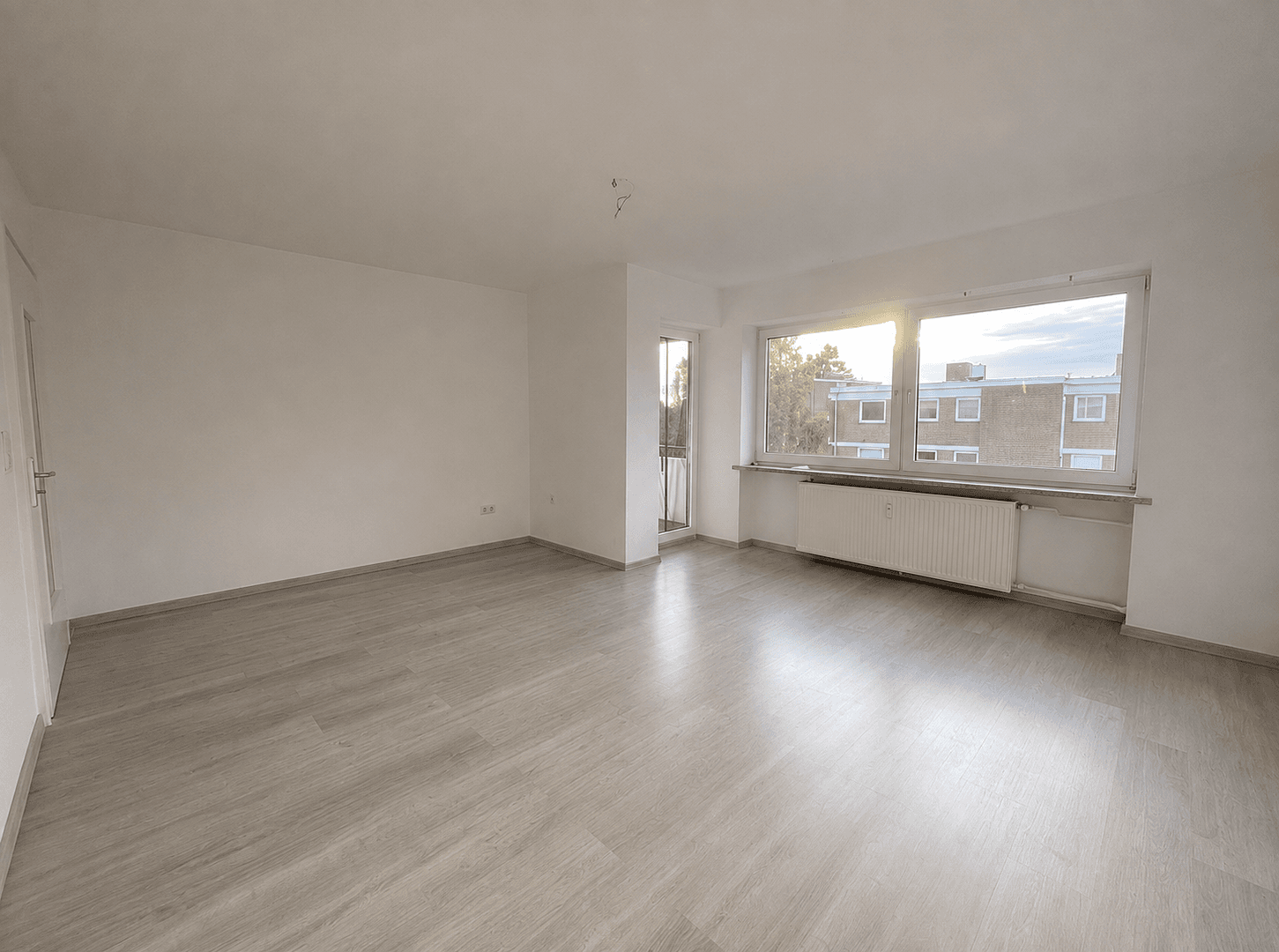 Prenájom bytu 4-izbový 81 m², Wilhelmshaven, Dolné Sasko Prenájom bytu 4-izbový 81 m², Wilhelmshaven, Dolné Sasko