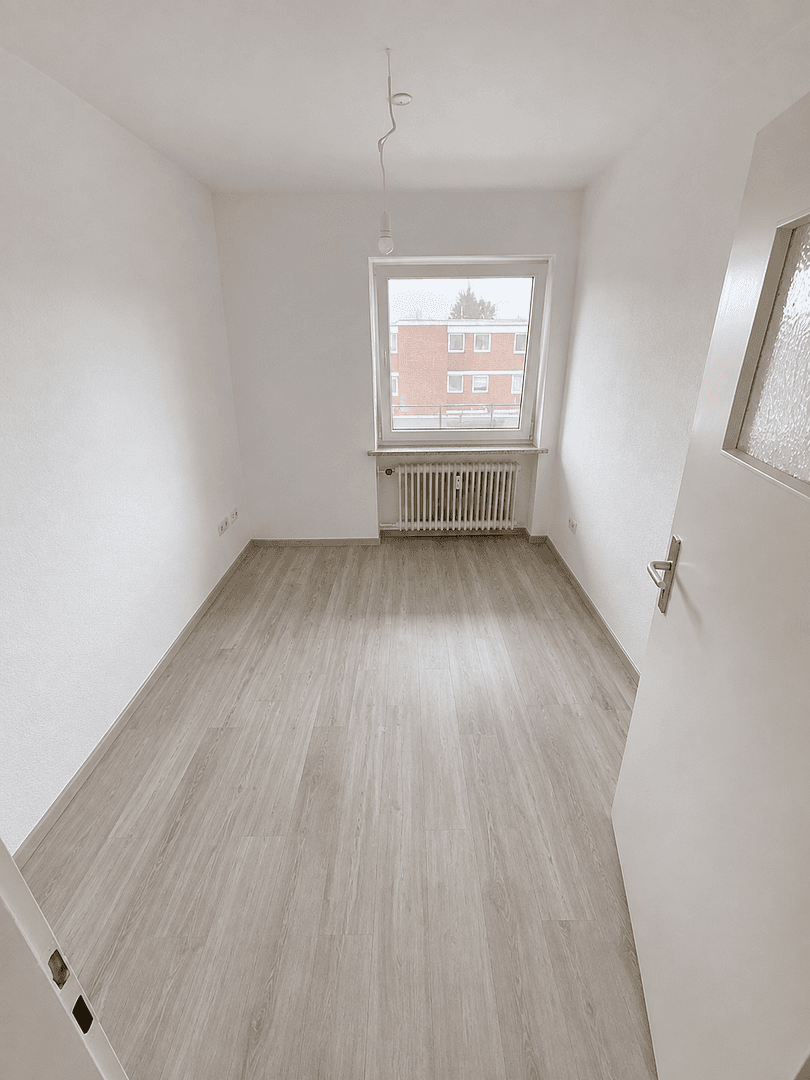 Prenájom bytu 4-izbový 81 m², Wilhelmshaven, Dolné Sasko Prenájom bytu 4-izbový 81 m², Wilhelmshaven, Dolné Sasko