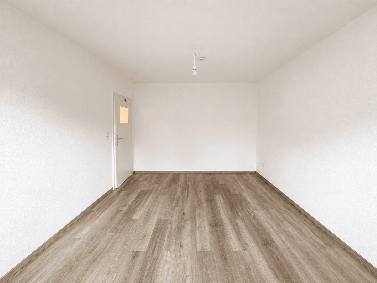 Prenájom bytu 4-izbový 81 m², Wilhelmshaven, Dolné Sasko Prenájom bytu 4-izbový 81 m², Wilhelmshaven, Dolné Sasko