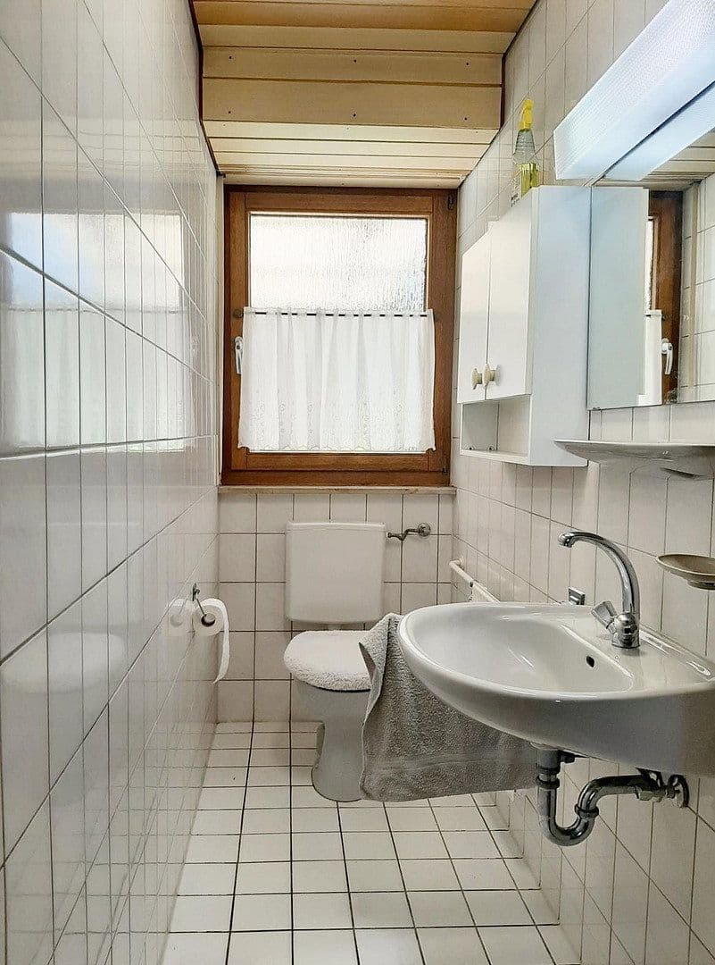 Predaj domu 162 m², pozemok 254 m², Hornbergstraße 38, Ditzingen, Bádensko-Wurttembersko Predaj domu 162 m², pozemok 254 m², Hornbergstraße 38, Ditzingen, Bádensko-Wurttembersko