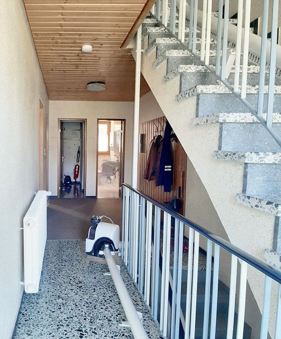 Predaj domu 162 m², pozemok 254 m², Hornbergstraße 38, Ditzingen, Bádensko-Wurttembersko Predaj domu 162 m², pozemok 254 m², Hornbergstraße 38, Ditzingen, Bádensko-Wurttembersko