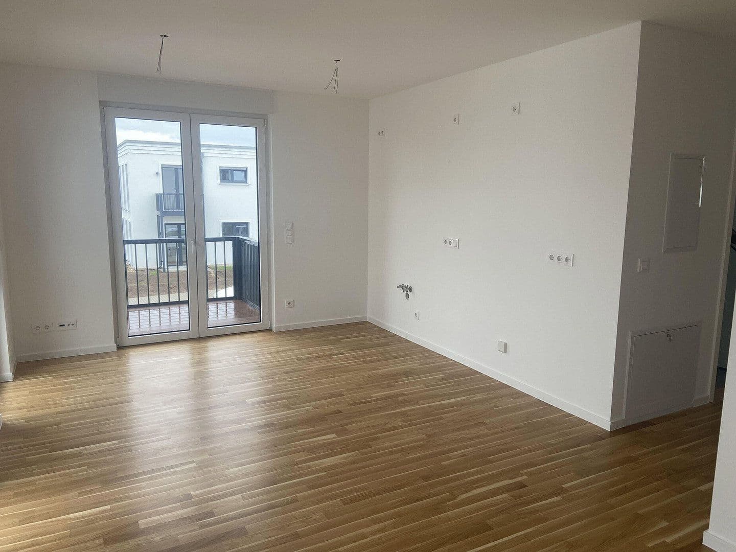 Prenájom bytu 3-izbový 63 m², Tempelhofer Str. 8, Zossen, Brandenbursko Prenájom bytu 3-izbový 63 m², Tempelhofer Str. 8, Zossen, Brandenbursko