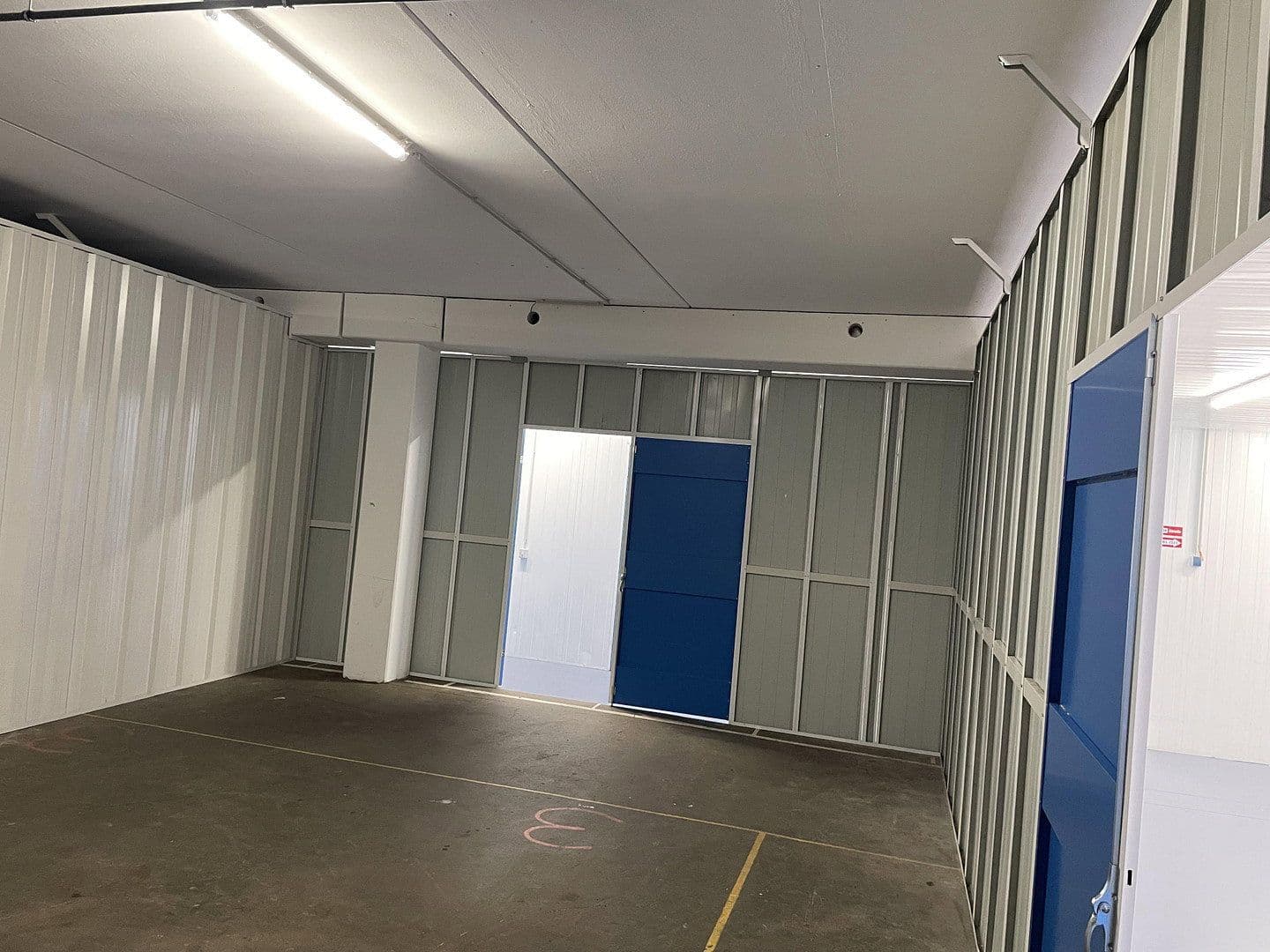 Prenájom nebytového priestoru 47 m², Ostpreussendamm 84A, Berlin, Berlín Prenájom nebytového priestoru 47 m², Ostpreussendamm 84A, Berlin, Berlín