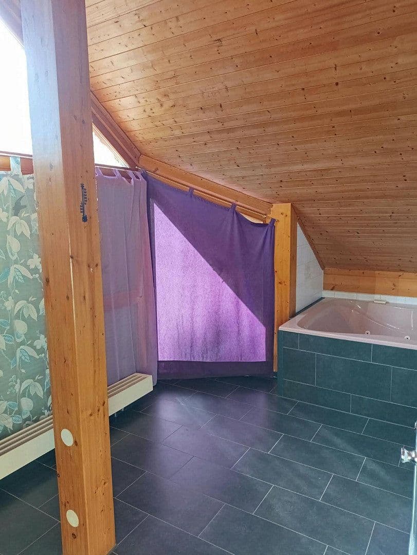 Predaj domu 145 m², pozemok 657 m², Winnenden, Bádensko-Wurttembersko Predaj domu 145 m², pozemok 657 m², Winnenden, Bádensko-Wurttembersko