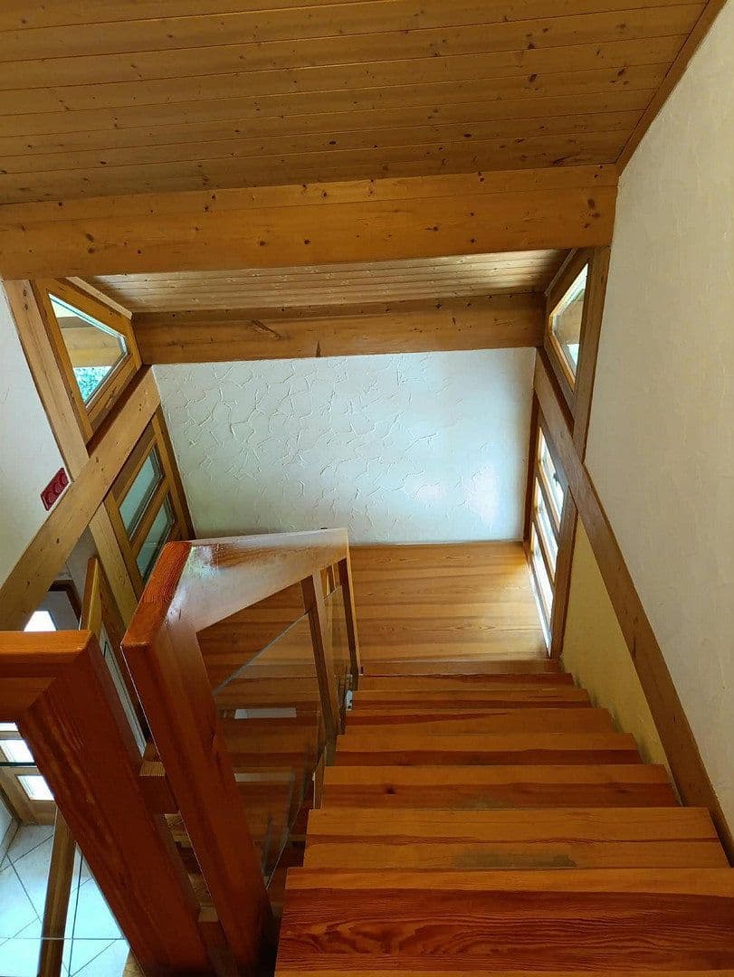 Predaj domu 145 m², pozemok 657 m², Winnenden, Bádensko-Wurttembersko Predaj domu 145 m², pozemok 657 m², Winnenden, Bádensko-Wurttembersko