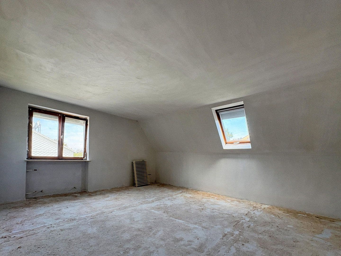 Predaj domu 166 m², pozemok 1.043 m², Hamm (Sieg), Porýnie-Falcko Predaj domu 166 m², pozemok 1.043 m², Hamm (Sieg), Porýnie-Falcko