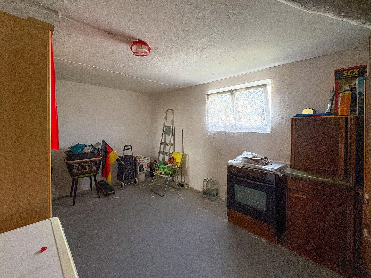 Predaj domu 166 m², pozemok 1.043 m², Hamm (Sieg), Porýnie-Falcko Predaj domu 166 m², pozemok 1.043 m², Hamm (Sieg), Porýnie-Falcko