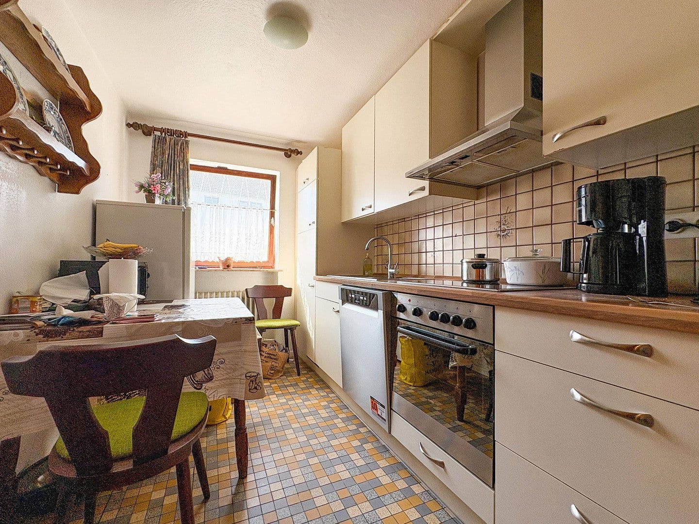 Predaj domu 166 m², pozemok 1.043 m², Hamm (Sieg), Porýnie-Falcko Predaj domu 166 m², pozemok 1.043 m², Hamm (Sieg), Porýnie-Falcko