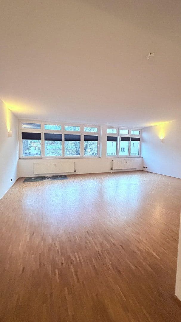 Prenájom bytu 1-izbový 103 m², Kurfürstenwall 9-11, Recklinghausen, Severné Porýnie - Westfálsko Prenájom bytu 1-izbový 103 m², Kurfürstenwall 9-11, Recklinghausen, Severné Porýnie - Westfálsko