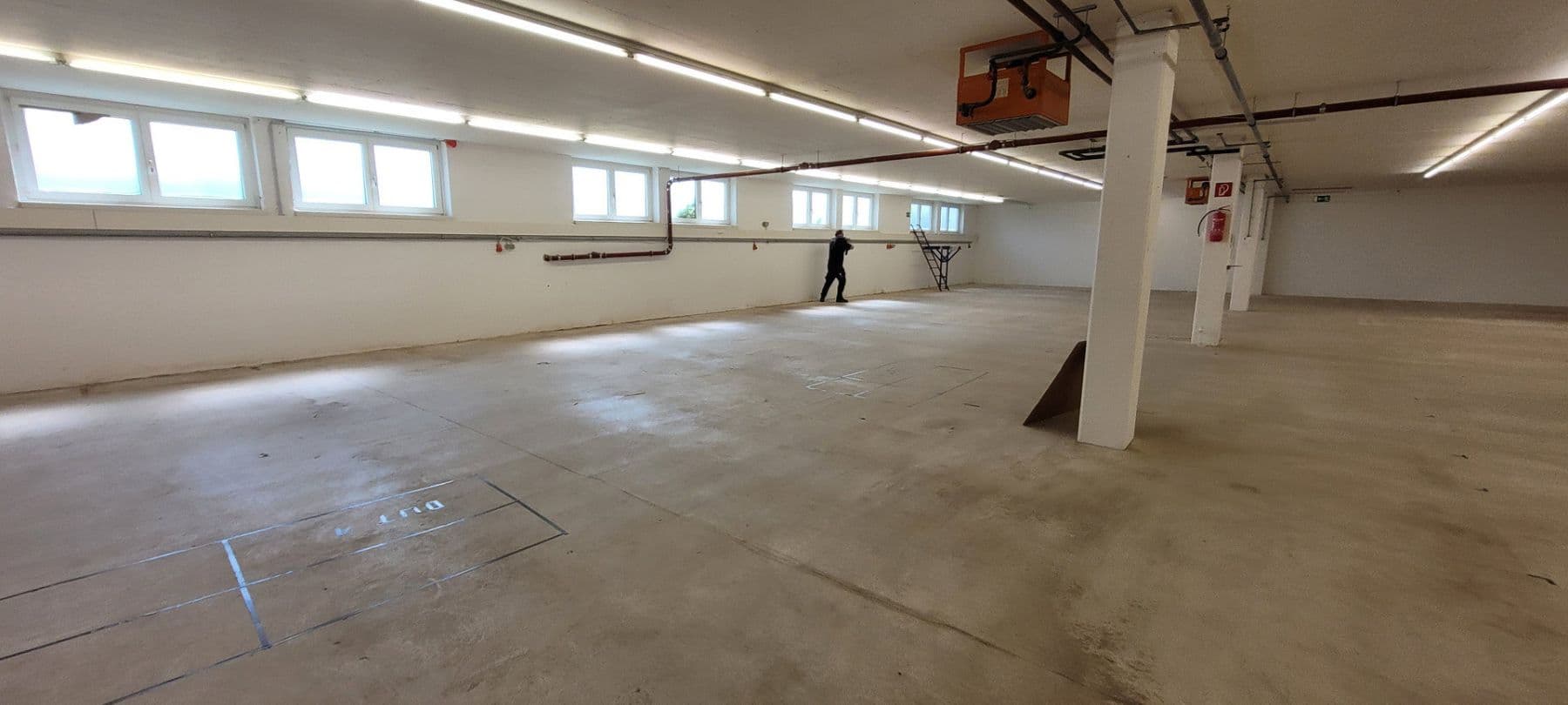 Prenájom nebytového priestoru 1.840 m², Altensteig, Bádensko-Wurttembersko Prenájom nebytového priestoru 1.840 m², Altensteig, Bádensko-Wurttembersko