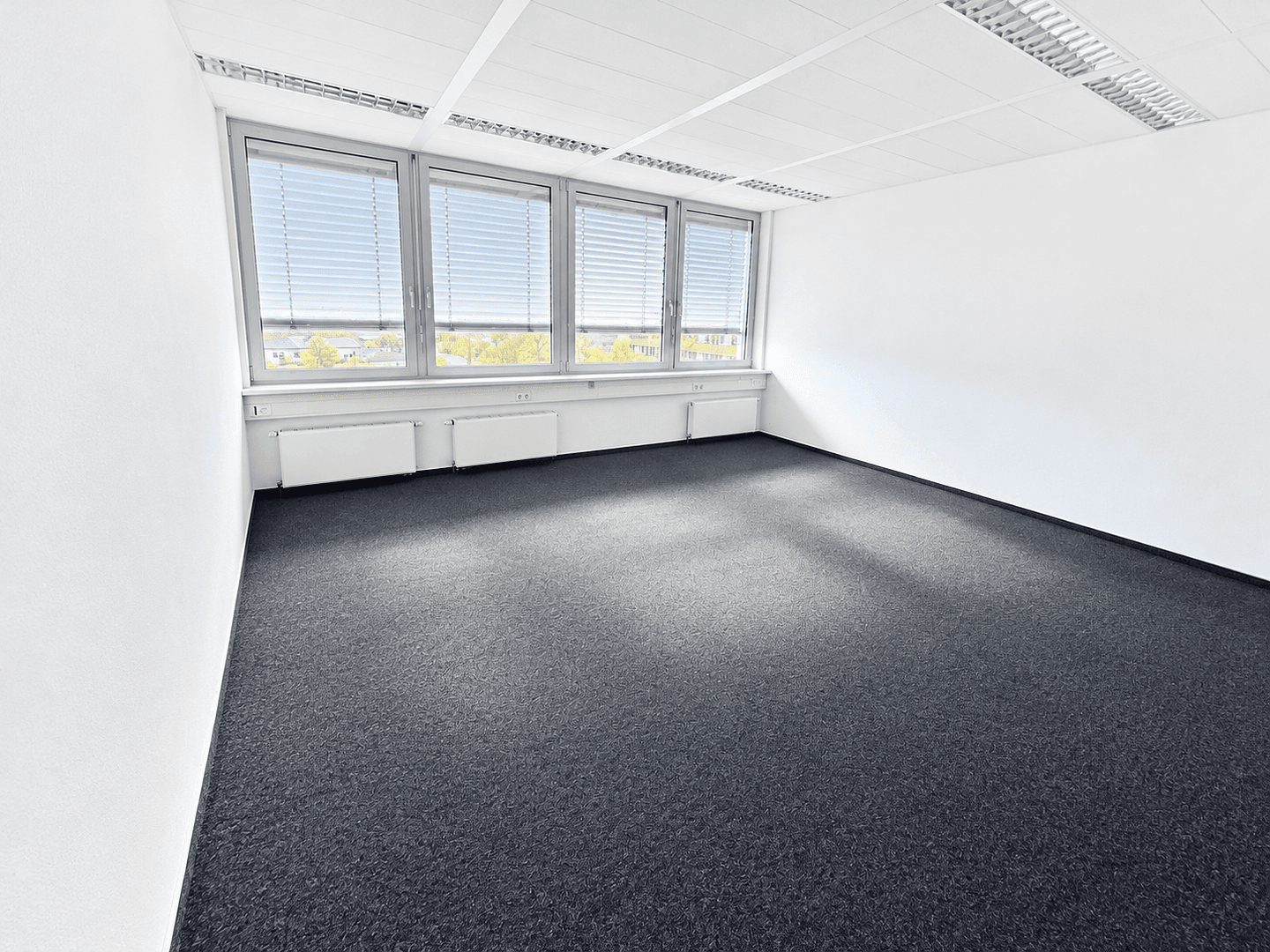 Prenájom kancelárie 37 m², Rövertannen 13, Güstrow, Meklenbursko-Predpomoransko Prenájom kancelárie 37 m², Rövertannen 13, Güstrow, Meklenbursko-Predpomoransko