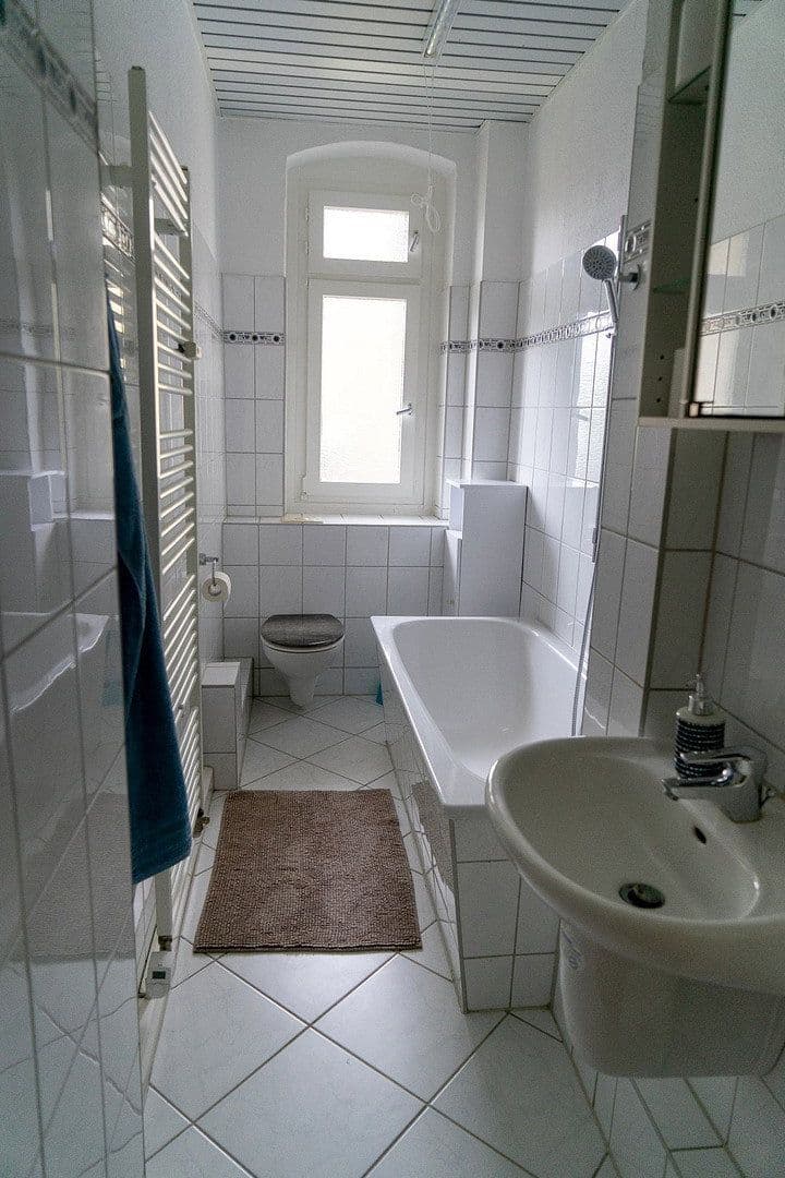 Prenájom bytu 2-izbový 65 m², Berlin, Berlín Prenájom bytu 2-izbový 65 m², Berlin, Berlín