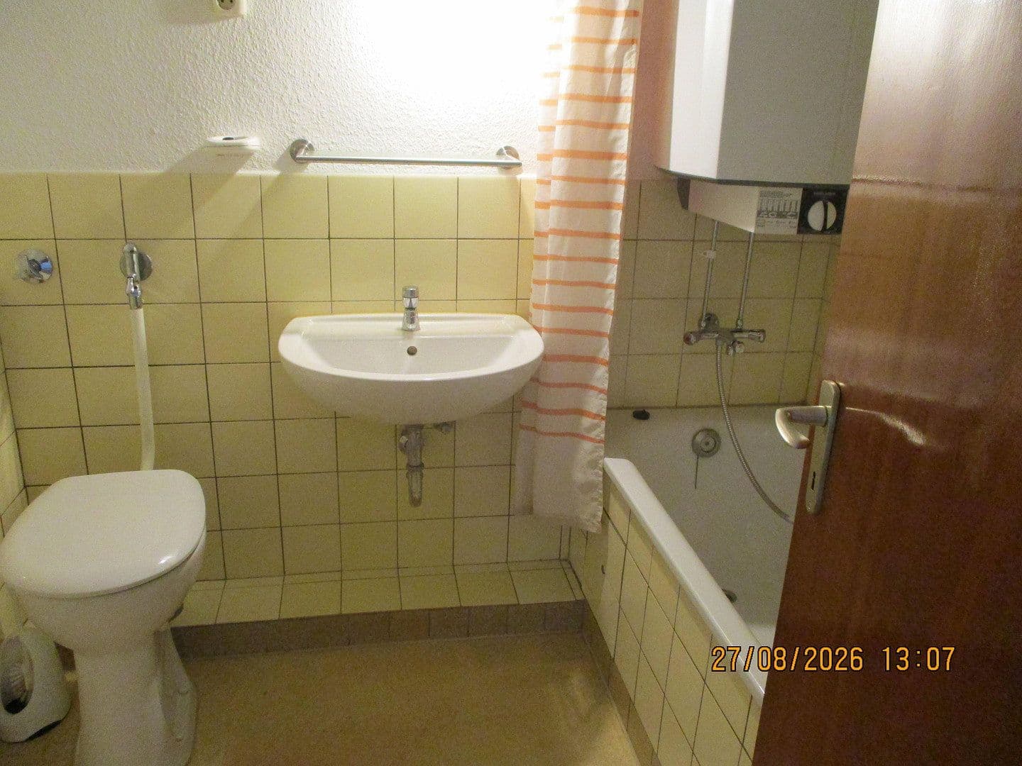 Prenájom bytu 2-izbový 52 m², Heinickestr. 38, Essen, Severné Porýnie - Westfálsko Prenájom bytu 2-izbový 52 m², Heinickestr. 38, Essen, Severné Porýnie - Westfálsko