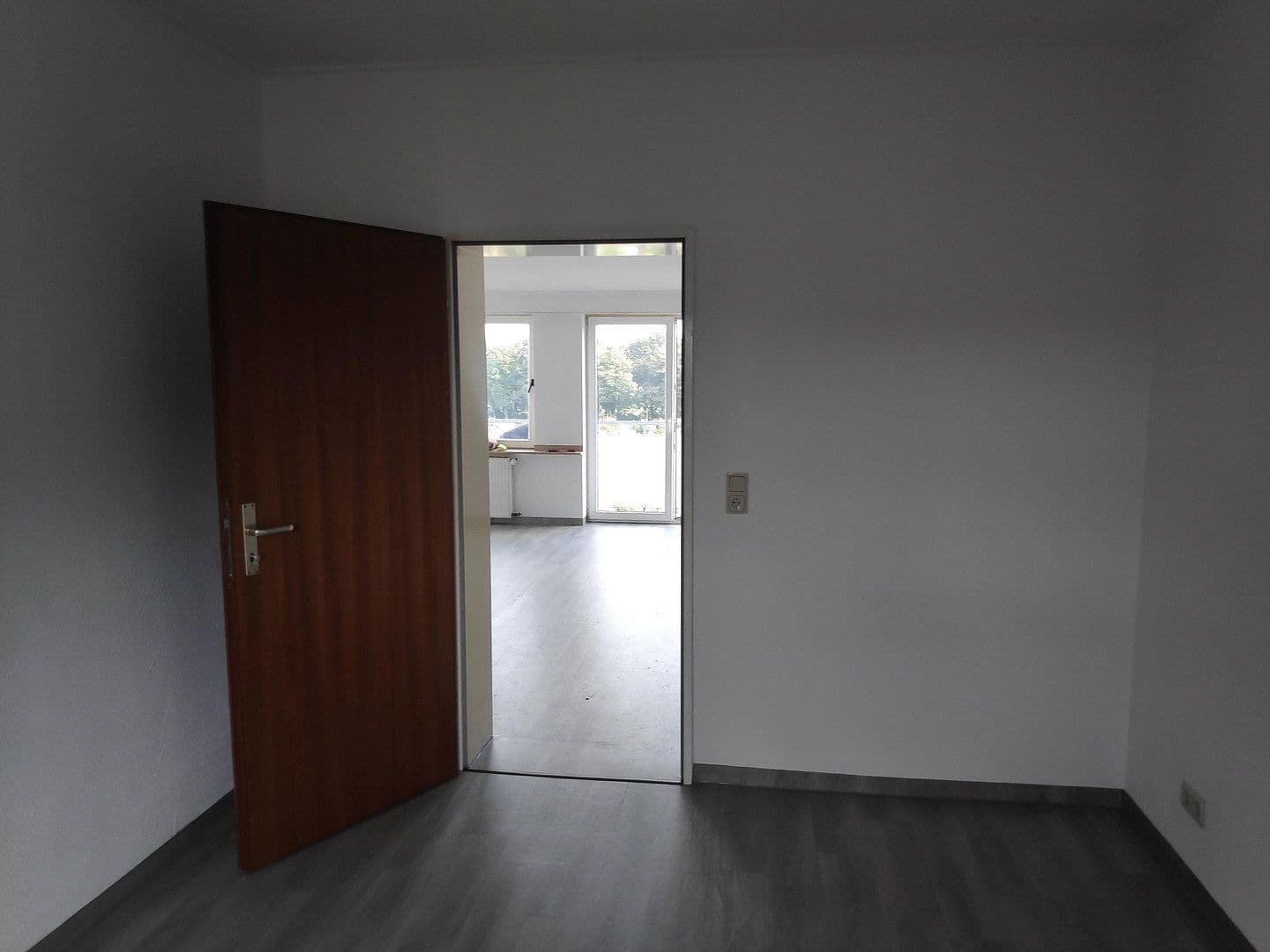 Prenájom bytu 3-izbový 82 m², Borkhofer Str. 33a, Duisburg, Severné Porýnie - Westfálsko Prenájom bytu 3-izbový 82 m², Borkhofer Str. 33a, Duisburg, Severné Porýnie - Westfálsko
