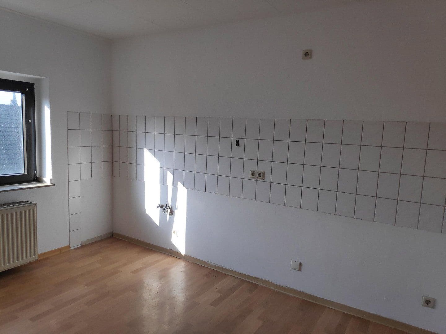 Prenájom bytu 3-izbový 82 m², Borkhofer Str. 33a, Duisburg, Severné Porýnie - Westfálsko Prenájom bytu 3-izbový 82 m², Borkhofer Str. 33a, Duisburg, Severné Porýnie - Westfálsko