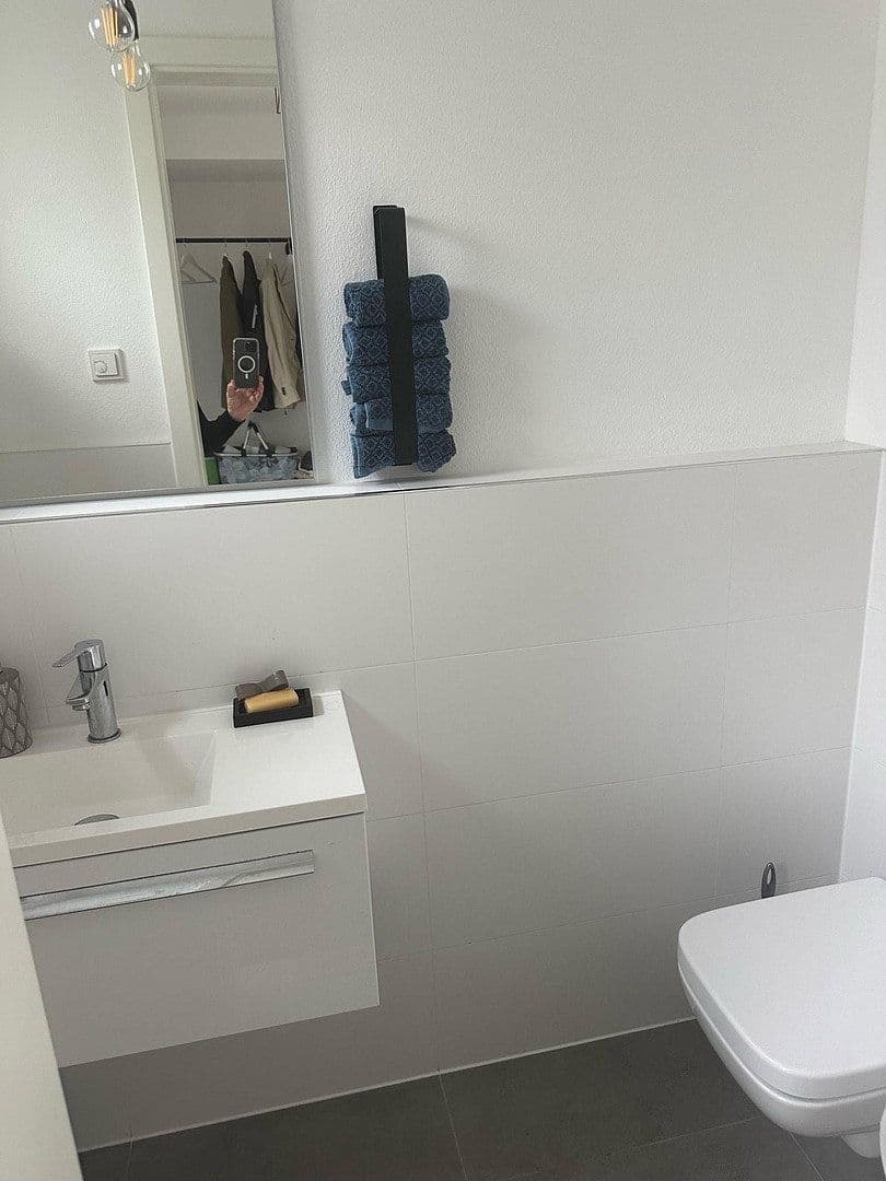Predaj domu 146 m², pozemok 298 m², Wiesbaden, Hesensko Predaj domu 146 m², pozemok 298 m², Wiesbaden, Hesensko