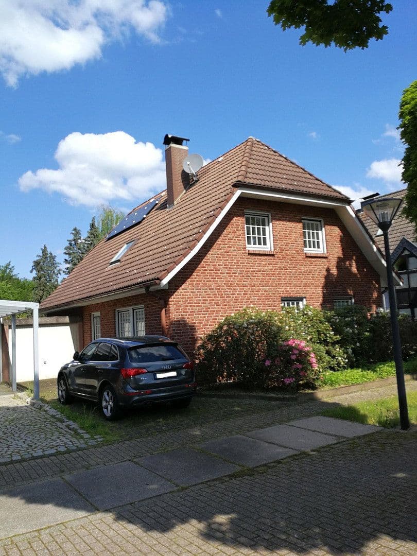 Predaj domu 174 m², pozemok 544 m², Troisdorf, Severné Porýnie - Westfálsko Predaj domu 174 m², pozemok 544 m², Troisdorf, Severné Porýnie - Westfálsko
