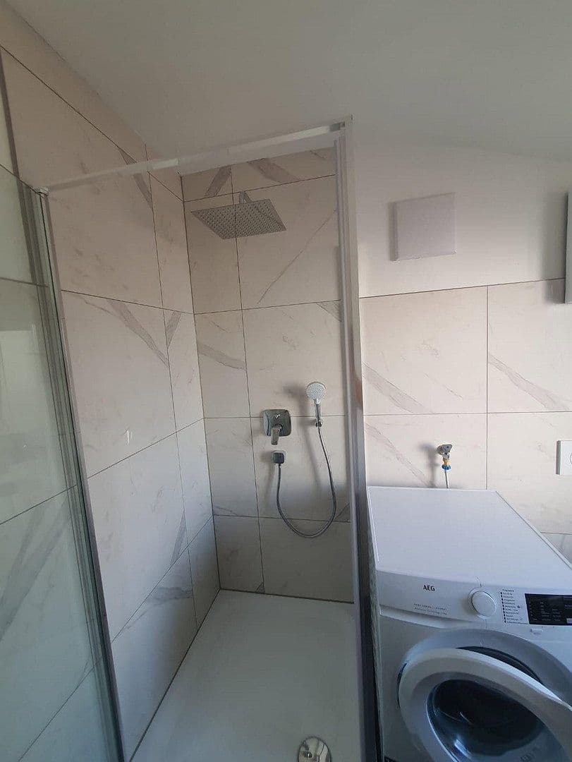 Prenájom bytu 25 m², Köln, Severné Porýnie - Westfálsko Prenájom bytu 25 m², Köln, Severné Porýnie - Westfálsko