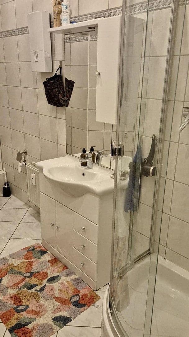 Prenájom bytu 2-izbový 50 m², Gravelottstr. 18, Duisburg, Severné Porýnie - Westfálsko Prenájom bytu 2-izbový 50 m², Gravelottstr. 18, Duisburg, Severné Porýnie - Westfálsko