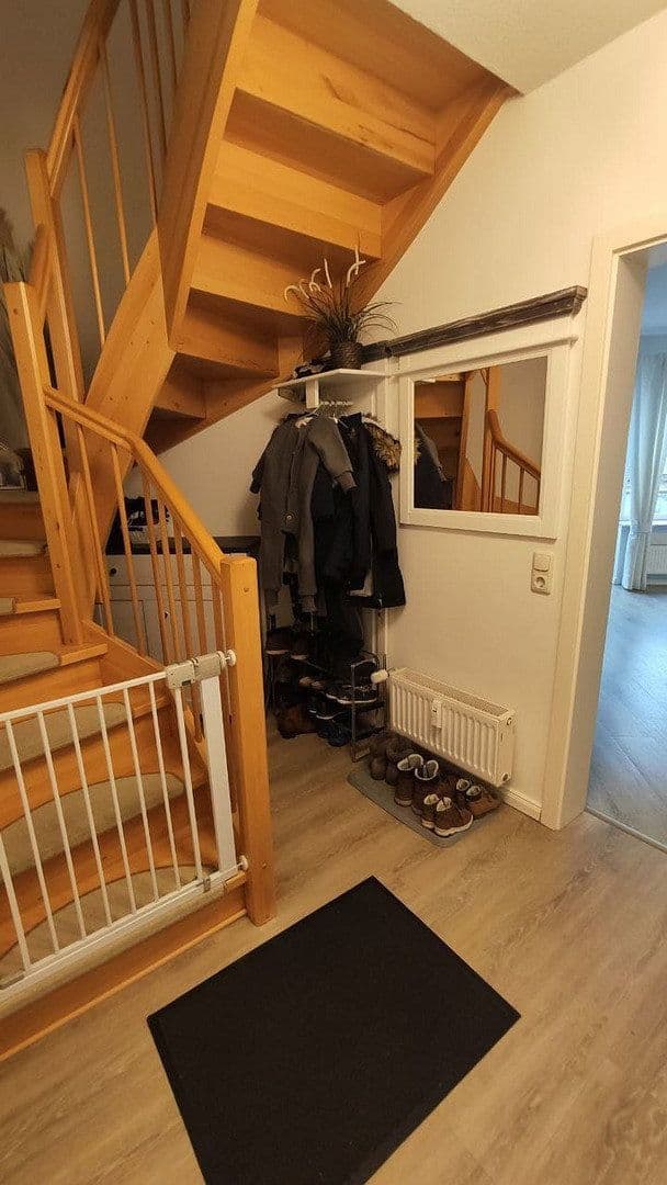 Prenájom bytu 4-izbový 85 m², Tornesch, Šlezvicko-Holštajnsko Prenájom bytu 4-izbový 85 m², Tornesch, Šlezvicko-Holštajnsko