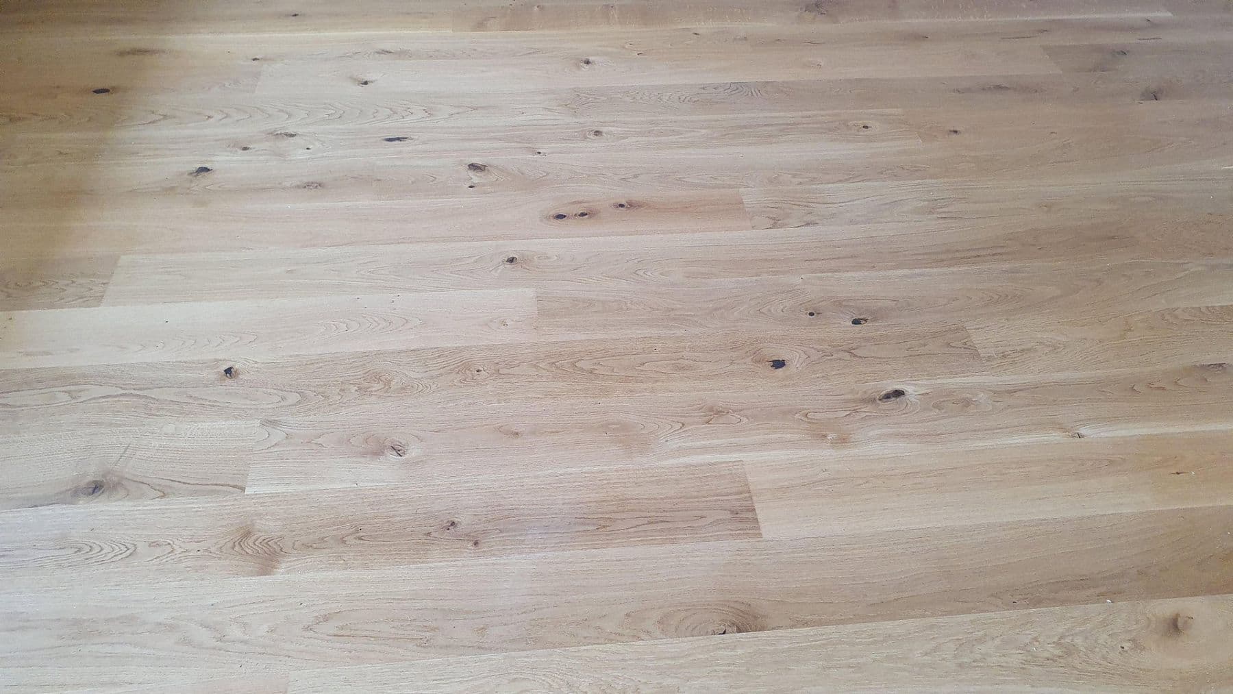 Prenájom bytu 3-izbový 87 m², Saarbrücken, Sársko Prenájom bytu 3-izbový 87 m², Saarbrücken, Sársko