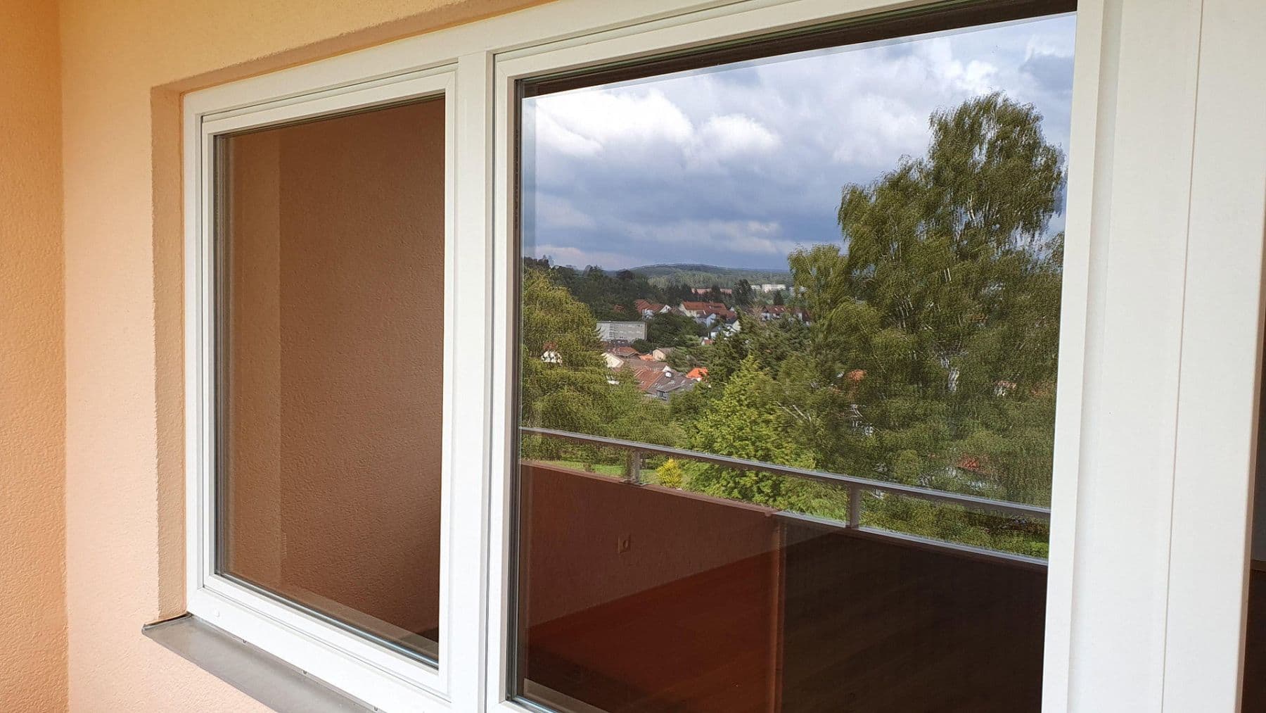 Prenájom bytu 3-izbový 87 m², Saarbrücken, Sársko Prenájom bytu 3-izbový 87 m², Saarbrücken, Sársko