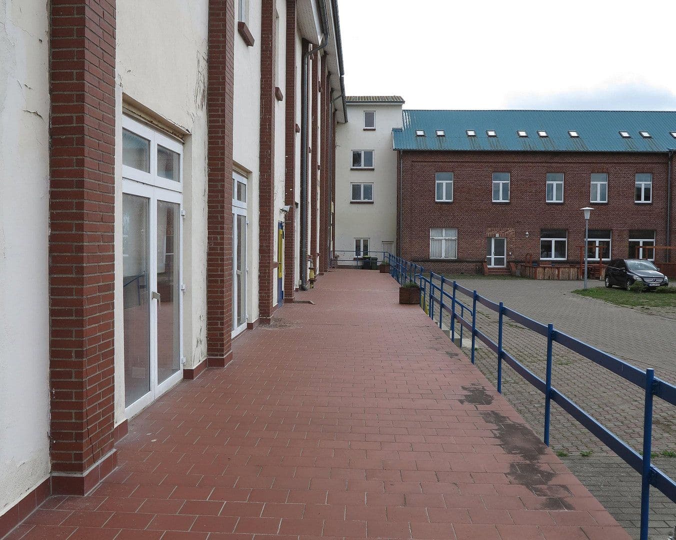Predaj domu 6.000 m², pozemok 6.000 m², Malchin, Meklenbursko-Predpomoransko Predaj domu 6.000 m², pozemok 6.000 m², Malchin, Meklenbursko-Predpomoransko