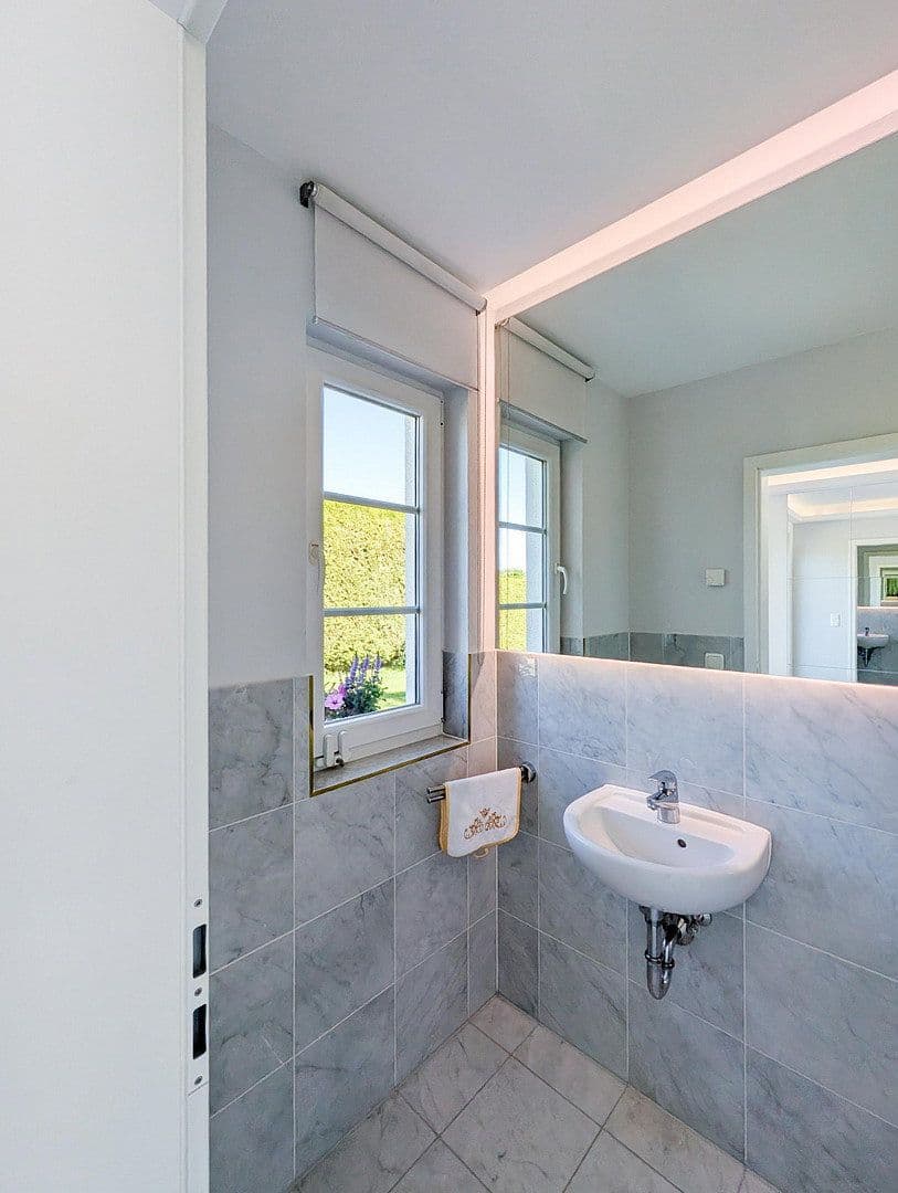 Predaj domu 143 m², pozemok 1.006 m², Michendorf, Brandenbursko Predaj domu 143 m², pozemok 1.006 m², Michendorf, Brandenbursko