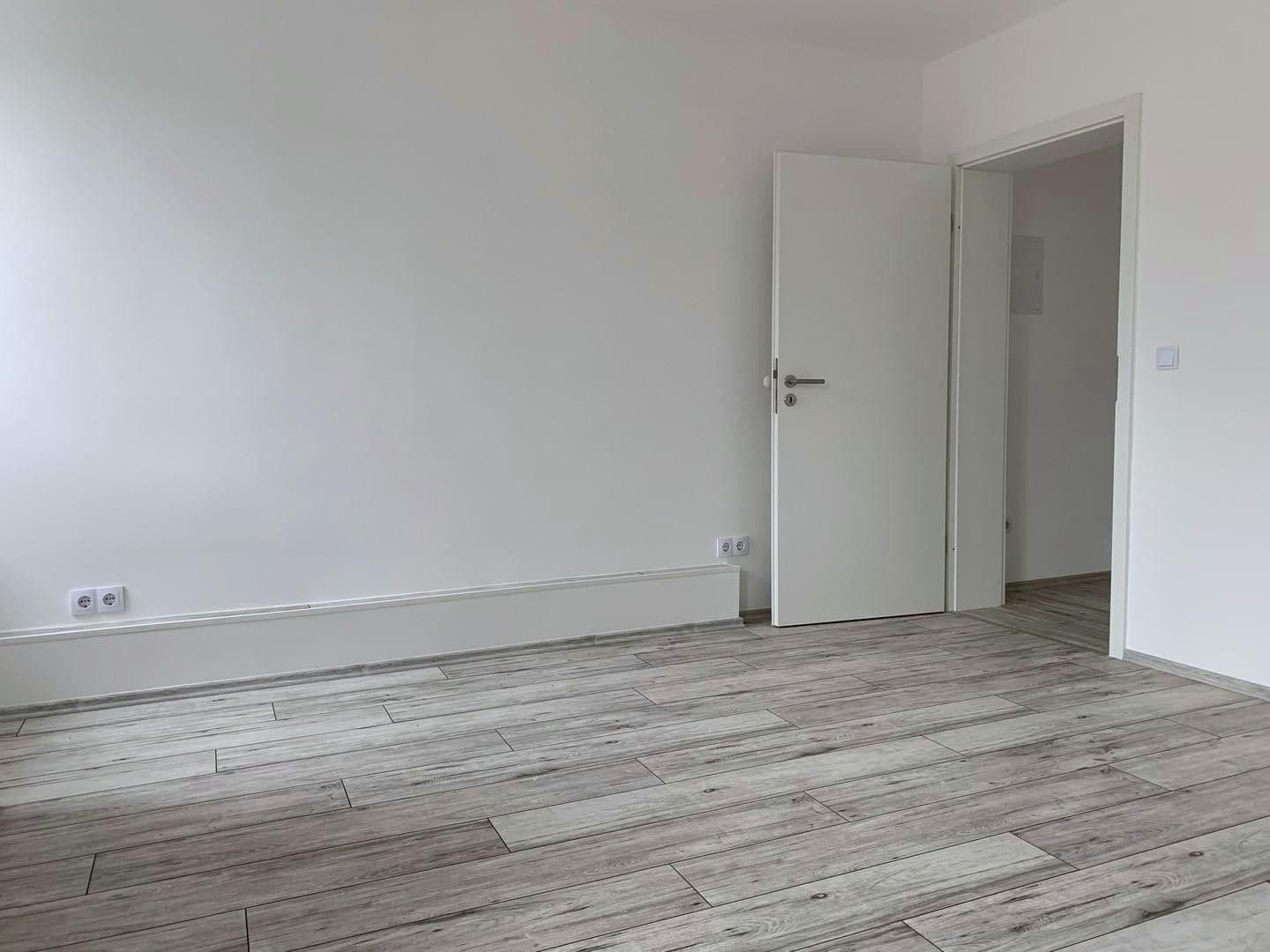 Prenájom bytu 2-izbový 72 m², Bahnhofstrasse 5, Usingen, Hesensko Prenájom bytu 2-izbový 72 m², Bahnhofstrasse 5, Usingen, Hesensko