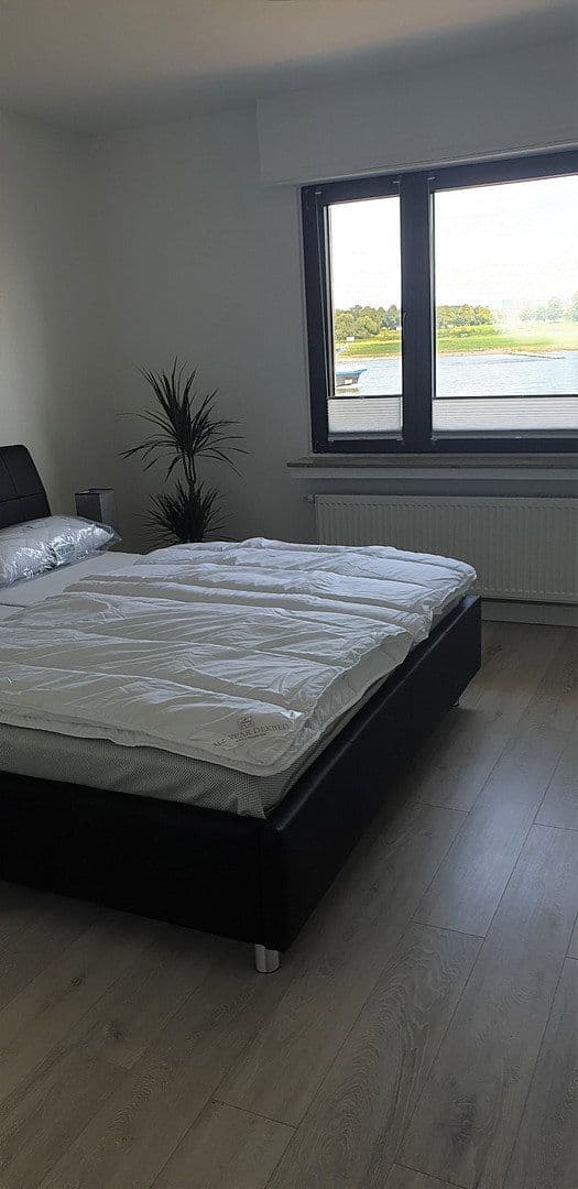 Prenájom bytu 2-izbový 60 m², Rheinuferstr, Neuss, Severné Porýnie - Westfálsko Prenájom bytu 2-izbový 60 m², Rheinuferstr, Neuss, Severné Porýnie - Westfálsko