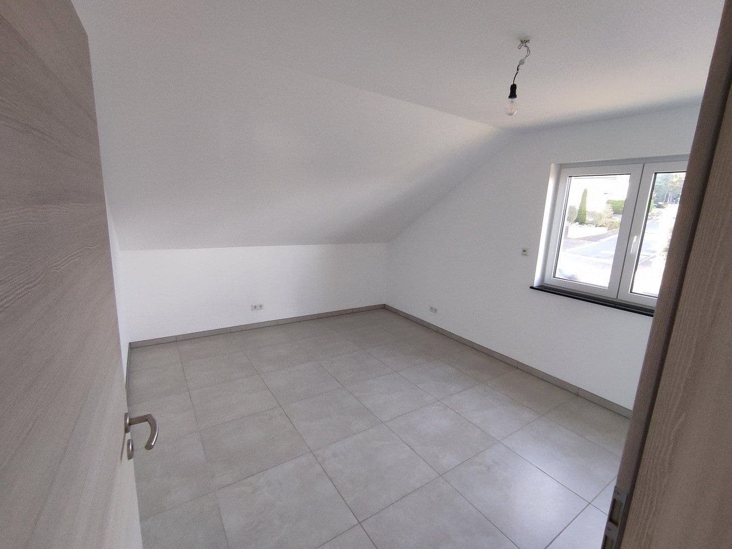 Prenájom domu 145 m², pozemok 317 m², Mechernich, Severné Porýnie - Westfálsko Prenájom domu 145 m², pozemok 317 m², Mechernich, Severné Porýnie - Westfálsko