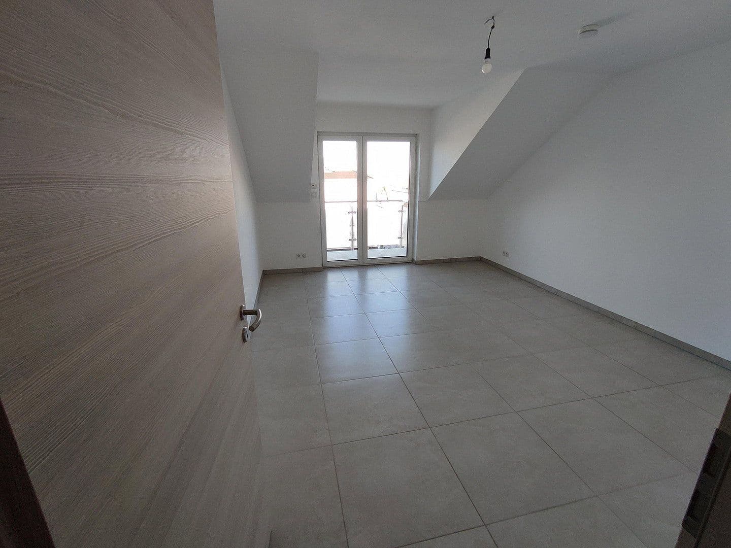 Prenájom domu 145 m², pozemok 317 m², Mechernich, Severné Porýnie - Westfálsko Prenájom domu 145 m², pozemok 317 m², Mechernich, Severné Porýnie - Westfálsko