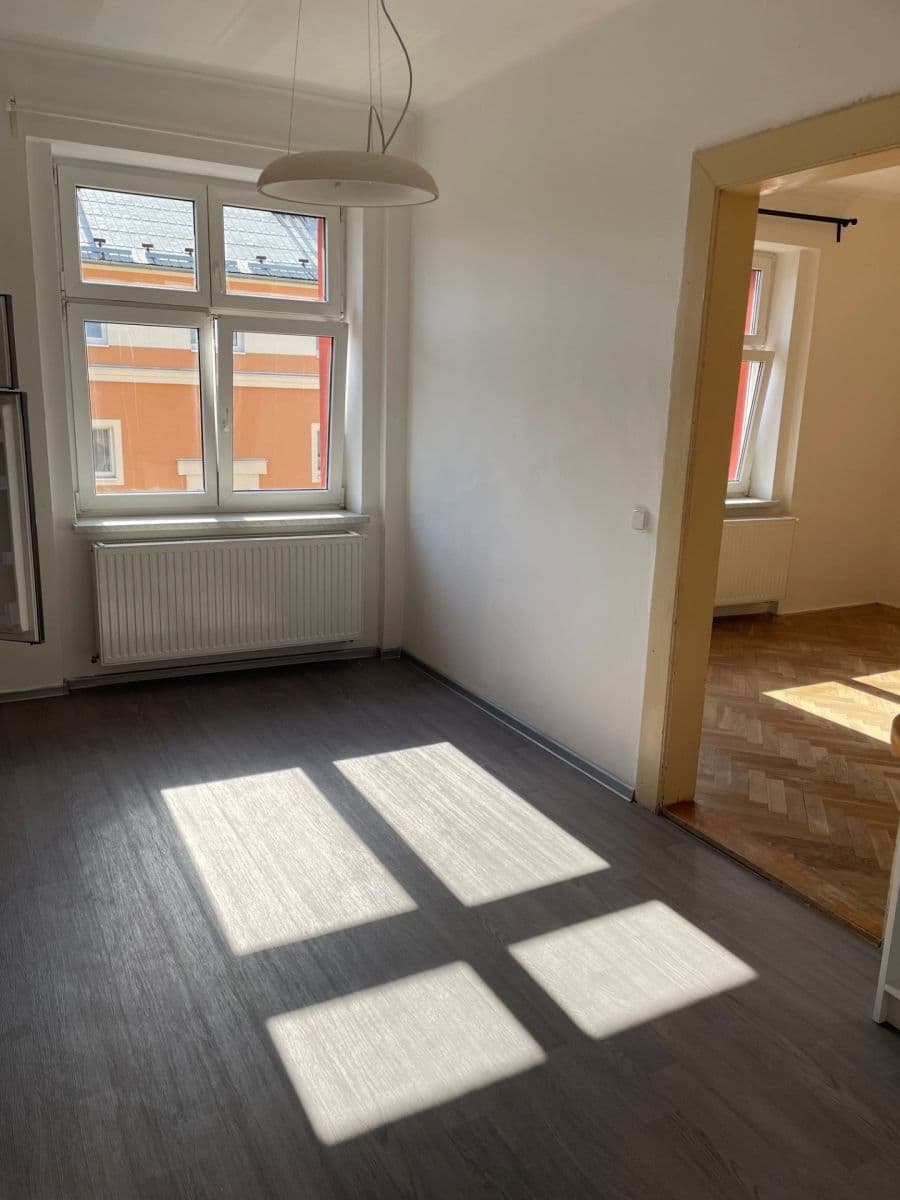 Prenájom bytu 2-izbový 84 m², Polívkova, Olomouc, Olomoucký kraj Prenájom bytu 2-izbový 84 m², Polívkova, Olomouc, Olomoucký kraj