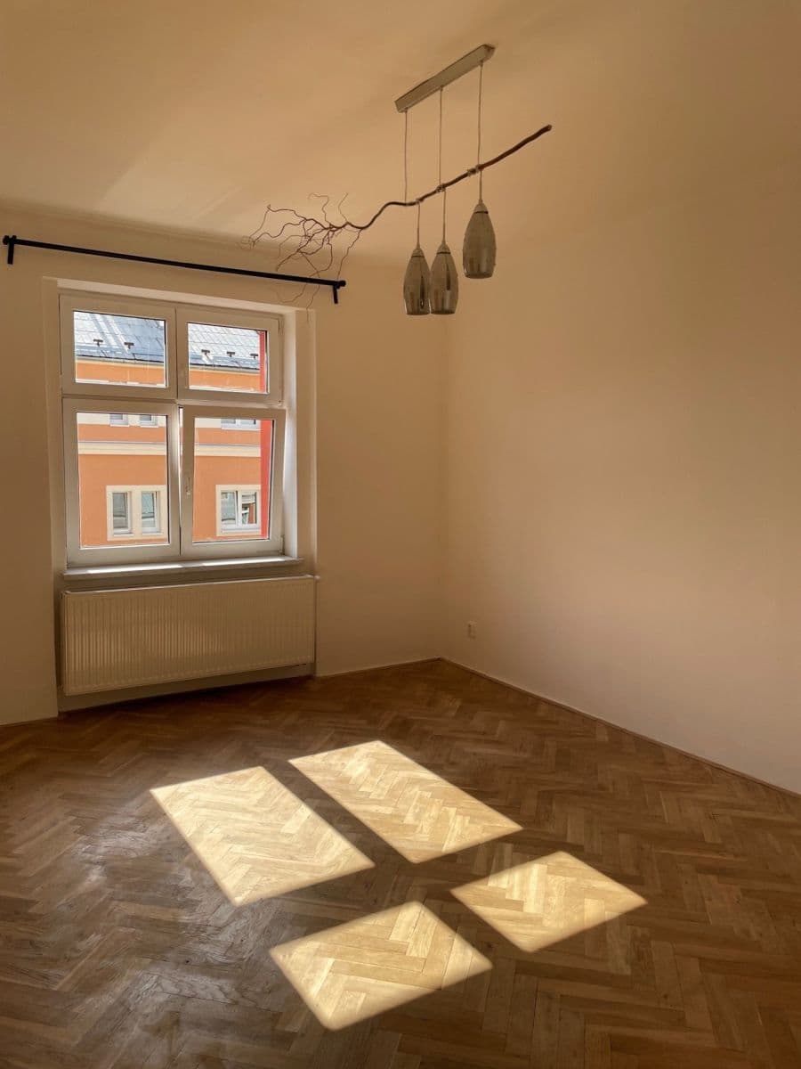 Prenájom bytu 2-izbový 84 m², Polívkova, Olomouc, Olomoucký kraj Prenájom bytu 2-izbový 84 m², Polívkova, Olomouc, Olomoucký kraj