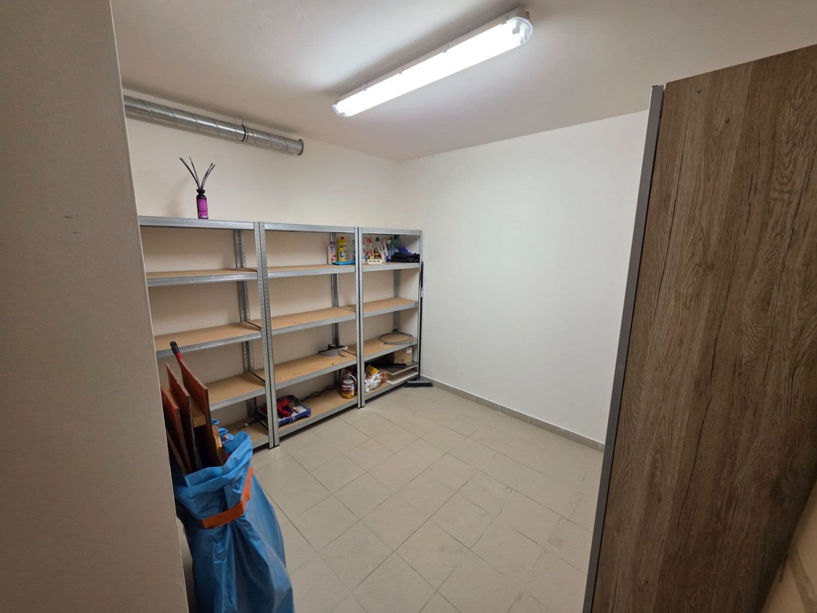 Prenájom bytu 4-izbový 127 m², Ke Škole, Mníšek pod Brdy, Středočeský kraj Prenájom bytu 4-izbový 127 m², Ke Škole, Mníšek pod Brdy, Středočeský kraj