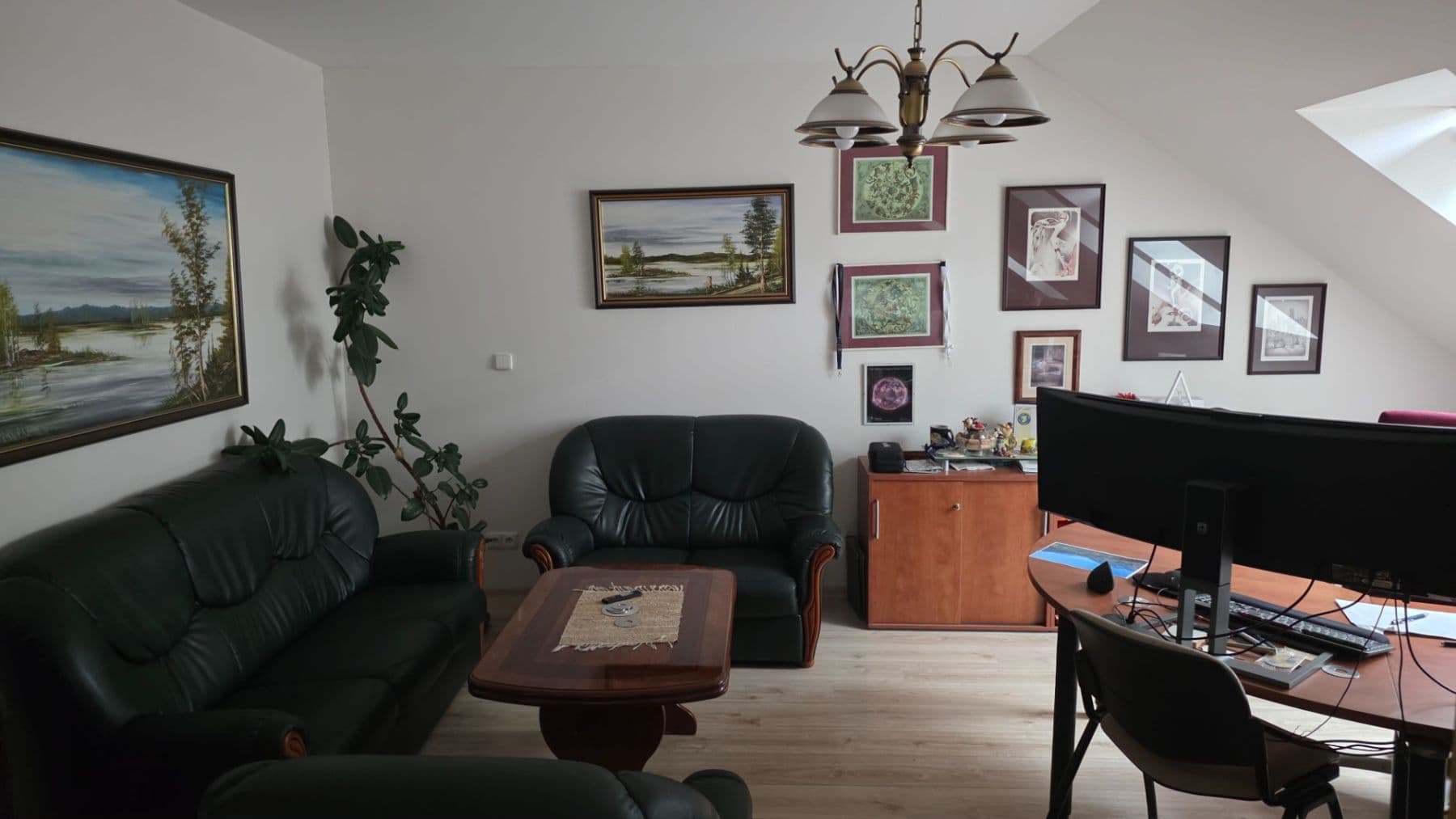 Predaj domu 264 m², pozemok 450 m², Desenská, Praha, Praha Predaj domu 264 m², pozemok 450 m², Desenská, Praha, Praha