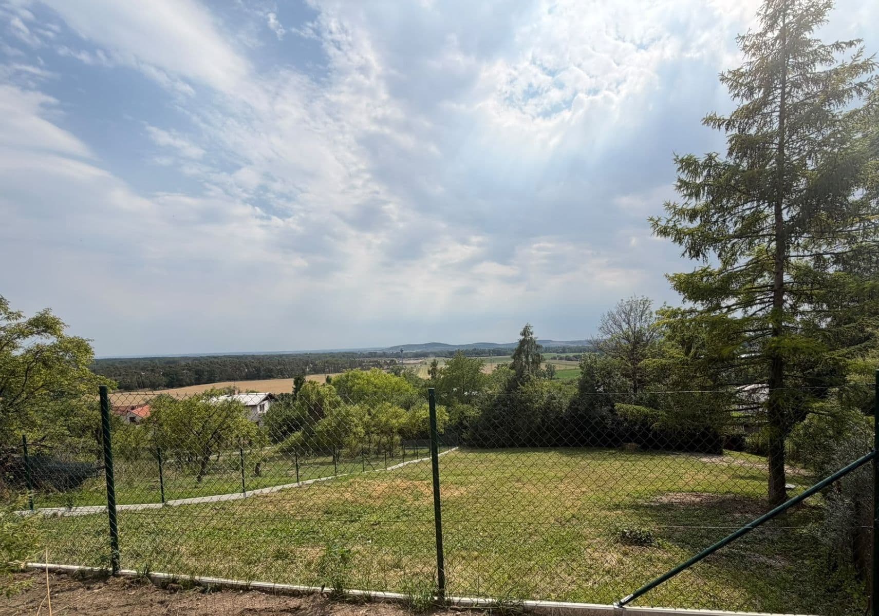 Predaj pozemku 865 m², Konárovice, Středočeský kraj Predaj pozemku 865 m², Konárovice, Středočeský kraj