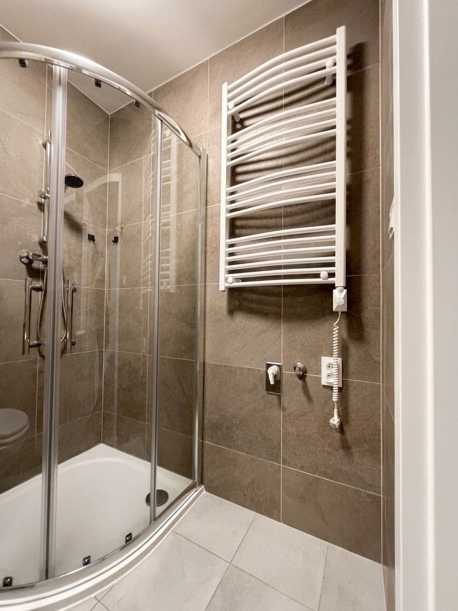 Prenájom bytu 2-izbový 30 m², Antonína Dvořáka, Dobříš, Středočeský kraj Prenájom bytu 2-izbový 30 m², Antonína Dvořáka, Dobříš, Středočeský kraj